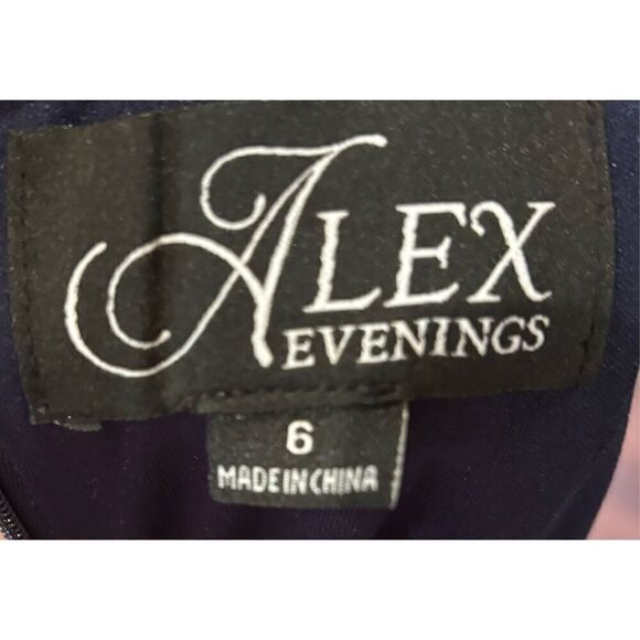 Alex Evenings Women's Short Shift Dress with Embellished Illusion Detail NWT Siz - Picture 6 of 8